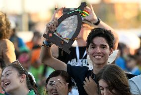 Pope Leo XIV Attends Jubilee of Youth Prayer Vigil - Vatican