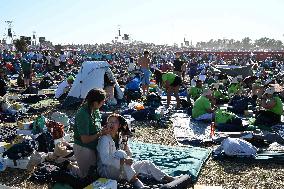 Pope Leo XIV Attends Jubilee of Youth Prayer Vigil - Vatican