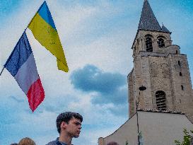 Ukrainians Rally For Anti-aircraft Defence Resources - Paris