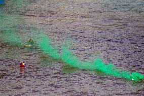 Activists Disrupt Booking Boat at Pride - Amsterdam