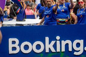 Activists Disrupt Booking Boat at Pride - Amsterdam