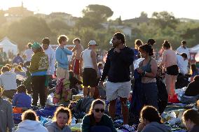 Morning Atmosphere At Last Holy Mass For Youth Jubilee - Rome