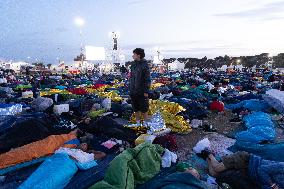 Morning Atmosphere At Last Holy Mass For Youth Jubilee - Rome