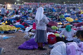 Morning Atmosphere At Last Holy Mass For Youth Jubilee - Rome