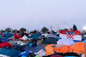 Morning Atmosphere At Last Holy Mass For Youth Jubilee - Rome