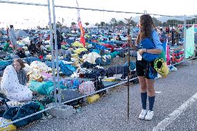 Morning Atmosphere At Last Holy Mass For Youth Jubilee - Rome