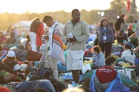 Morning Atmosphere At Last Holy Mass For Youth Jubilee - Rome
