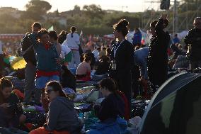 Morning Atmosphere At Last Holy Mass For Youth Jubilee - Rome