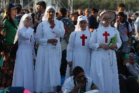 Morning Atmosphere At Last Holy Mass For Youth Jubilee - Rome