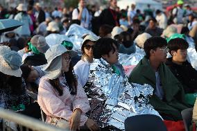 Morning Atmosphere At Last Holy Mass For Youth Jubilee - Rome