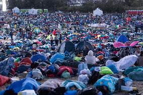 Morning Atmosphere At Last Holy Mass For Youth Jubilee - Rome