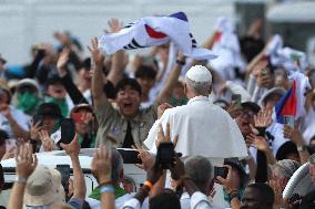 Pope Leo XIV Leads Mass For Youth Jubilee - Rome