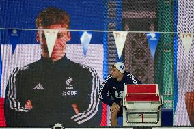 400m Individual Medley - Leon Marchand Claims Third World Title - Singapore