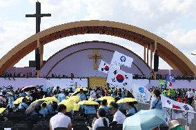 Atmosphere During Prayer Vigil For Youth Jubilee 2025 - Rome