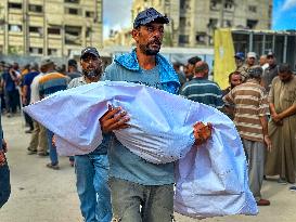 Mourners Grieve Gaza Aid and Shelter Victims - Rafah