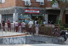 Unemployment in Spain Drops to 2.4 Million Lowest in 18 Years