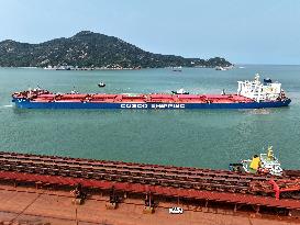 400000 Ton Iron Ore Ship