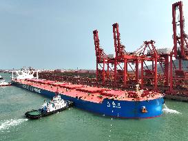 400000 Ton Iron Ore Ship