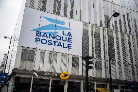 Illustration - Banks - Paris