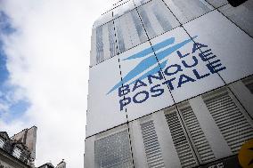 Illustration - Banks - Paris