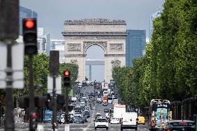 Illustration - Arc de Triomphe in Paris - Paris