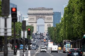 Illustration - Arc de Triomphe in Paris - Paris