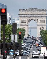 Illustration - Arc de Triomphe in Paris - Paris