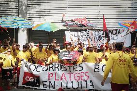 Indefinite Strike of Lifeguards Continues in Barcelona - Spain