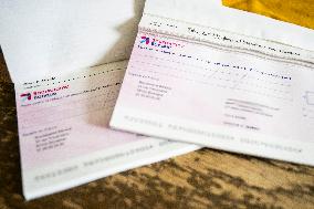 Illustration - Bank Cheque