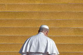 Pope Leo XIV Celebrates a Mass on the Occasion of the Jubilee of Youth - Rom