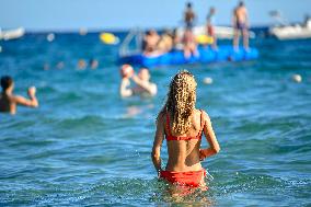Saint Tropez Illustrations - France