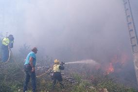 Ponteceso Fire Forces Corme Aldea Evacuations - Spain