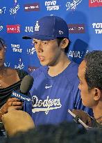 Baseball: Dodgers pitcher Sasaki