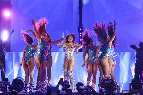 Jennifer Lopez Concert - Istanbul