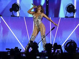 Jennifer Lopez Concert - Istanbul