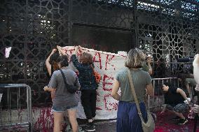 Protest for 'Free Palestine' at Egyptian Consulate - Milan