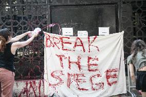 Protest for 'Free Palestine' at Egyptian Consulate - Milan
