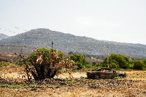Infoca Battles Tarifa Fire with Over 100 Troops - Spain