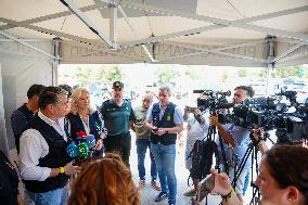 Infoca Battles Tarifa Fire with Over 100 Troops - Spain