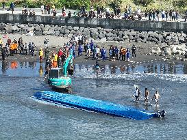 2 Dead And 1 Missing After Fast Boat Sinks Off Bali - Indonesia