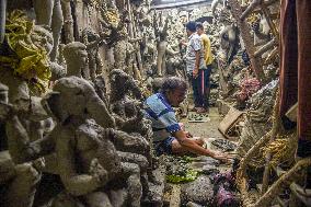 Kumartuli Sculptors Prepare for Festival Season - India