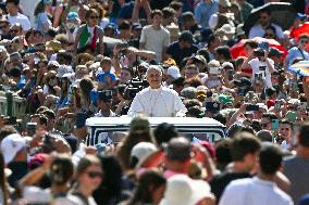 Pope Leo XIV Leads The General Audience - Vatican