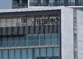 Felissimo signboard and logo