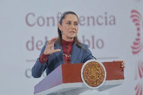 Mexican President Claudia Sheinbaum Holds Briefing Conference - Mexico