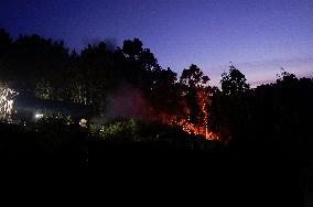 Ponteceso Fire Forces Evacuations in Corme Aldea - Spain