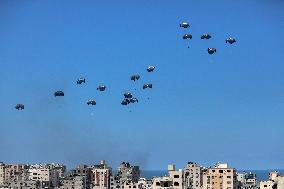 Gaza City Aid Efforts - Gaza