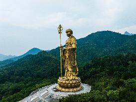 99-meter-tall Open-air Bronze Statue of Ksitigarbha Bodhisattva