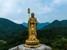 99-meter-tall Open-air Bronze Statue of Ksitigarbha Bodhisattva