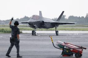 F-35B stealth fighter jet