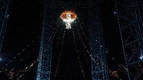 China Completes First Manned Lunar Lander Landing and Takeoff Test